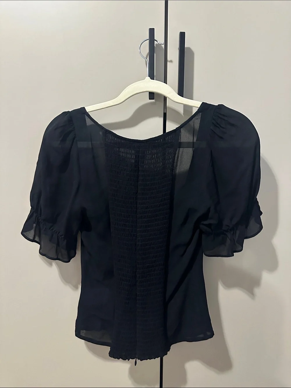 Reformation Delevan Ruffle Black Sleeve Top Size 4 NWOT